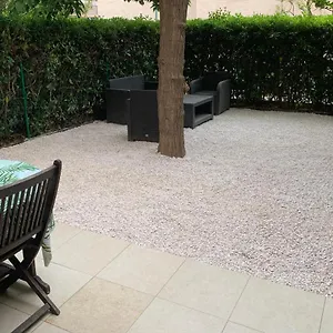  Appartement T1bis Avec Jardin à Gare France