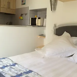  Hébergement de vacances Le Coubrau France